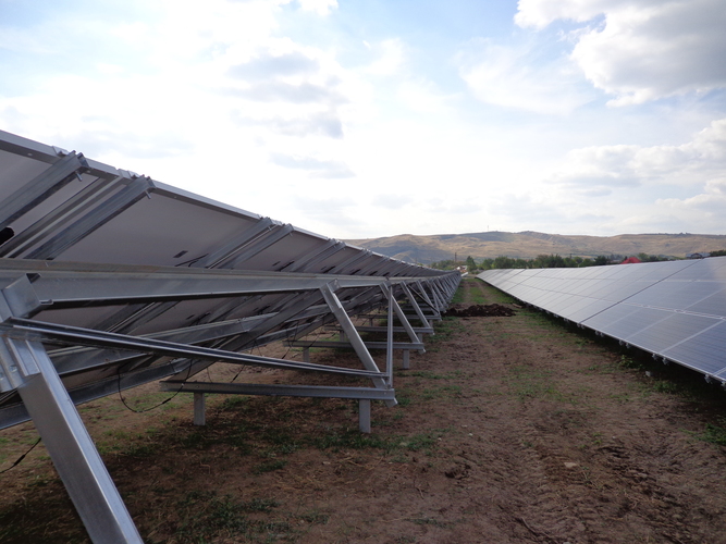 structuri_metalice_pentru_parcuri_fotovoltaice_04