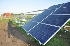 Structuri suport pentru panouri fotovoltaice in camp